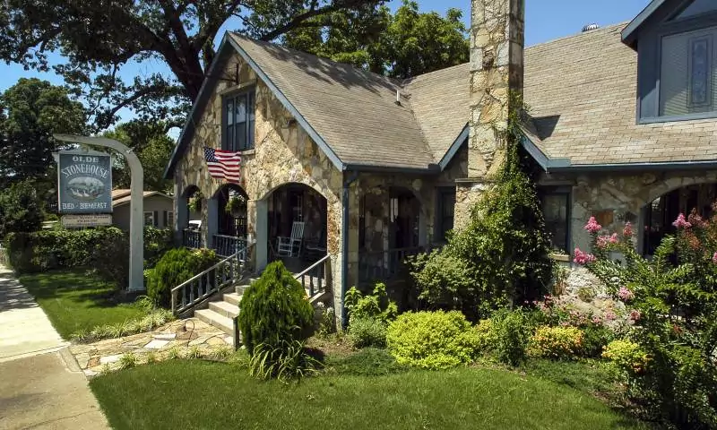 Spring River Stonehouse Inn Spring River Stonehouse Inn